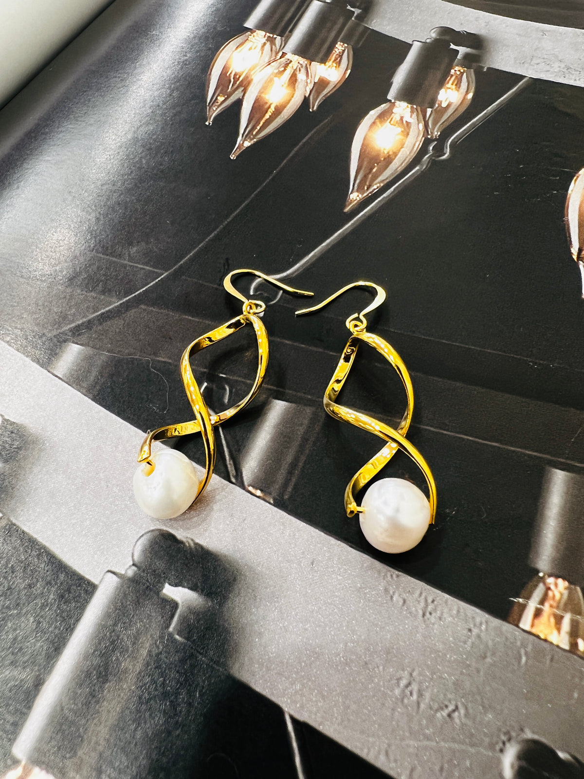 Genuine Freshwater Pearl Gold Twist Earrings