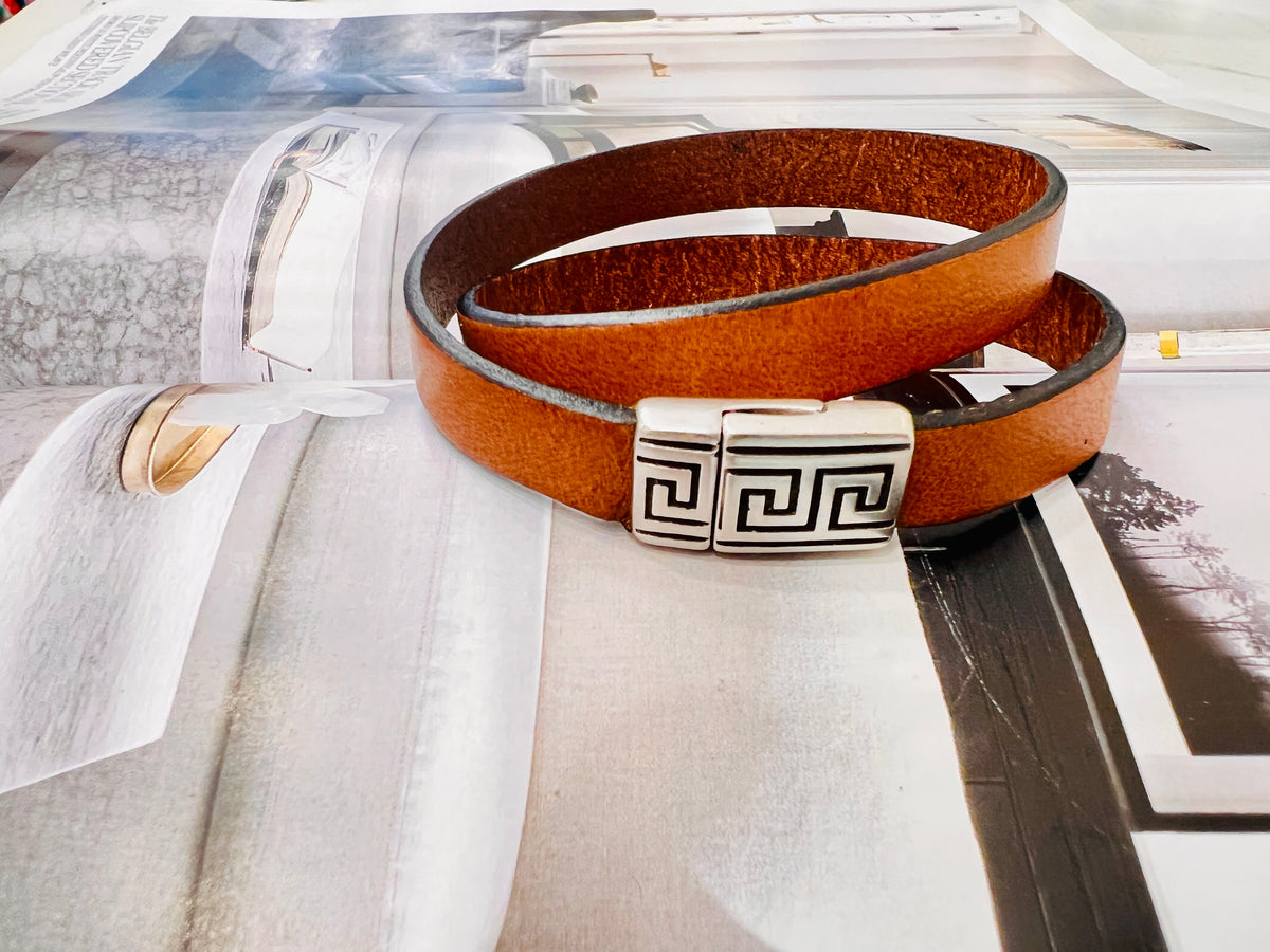 Cognac Western Look Wrap Leather Bracelet