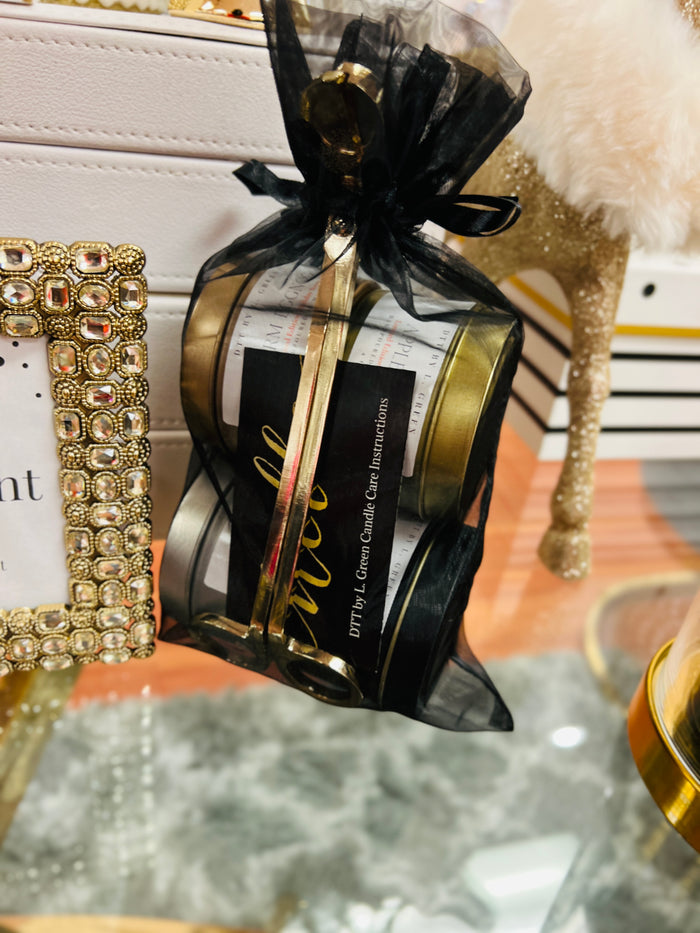 Holiday Collection Luxury Candle Sampler Set (4 Candles + Trimmer)